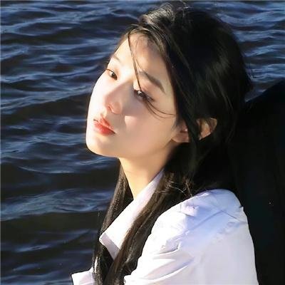 我才不要和人类恋爱呢